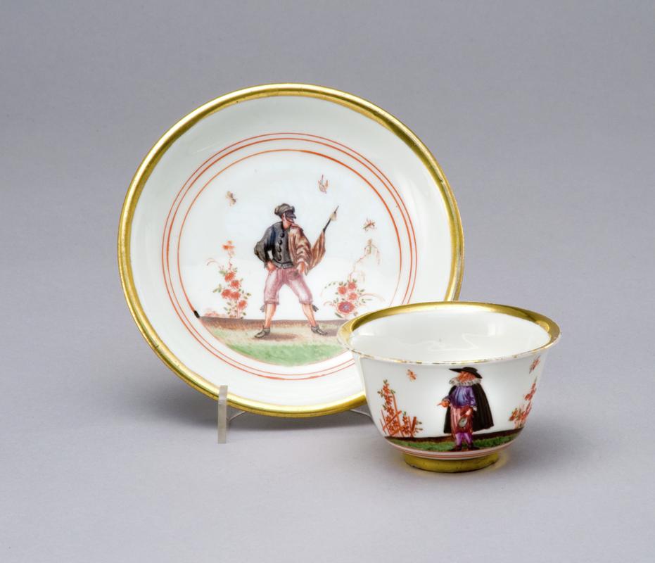 Tea bowl and saucer