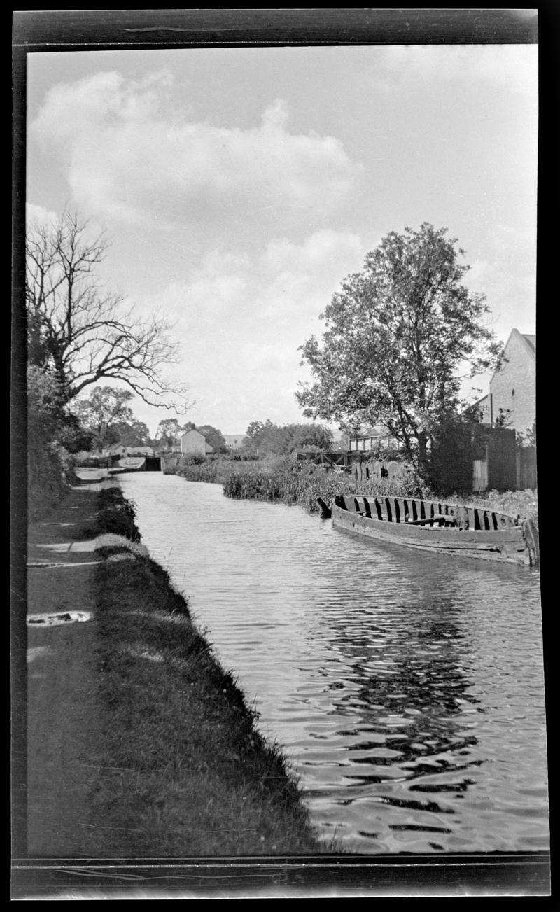 Glamorganshire Canal, negative