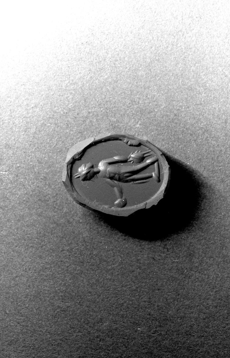 Roman intaglio (Bonus Eventus)