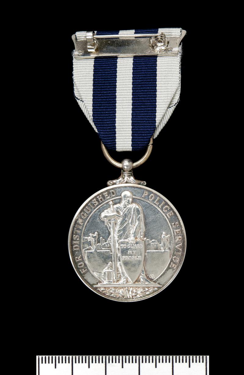 Queen's Police Medal, Peter Brock (rev.)