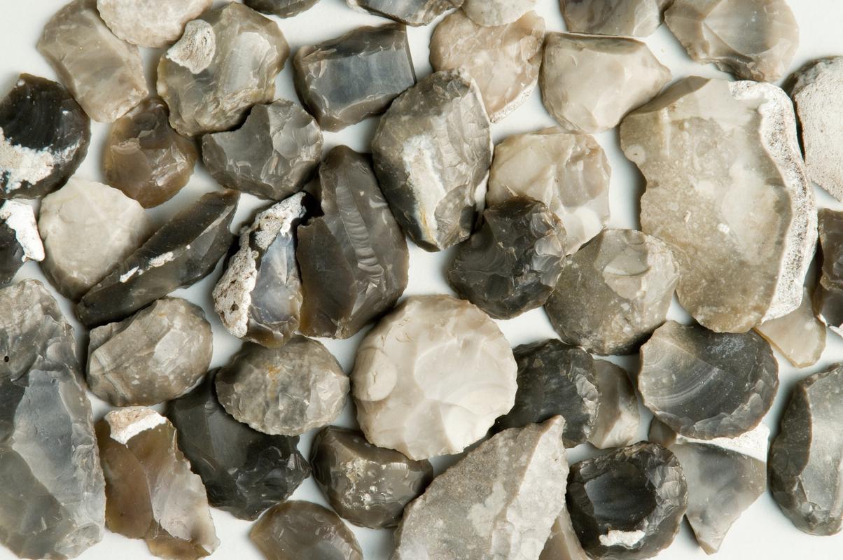 Early Bronze Age flint scraper