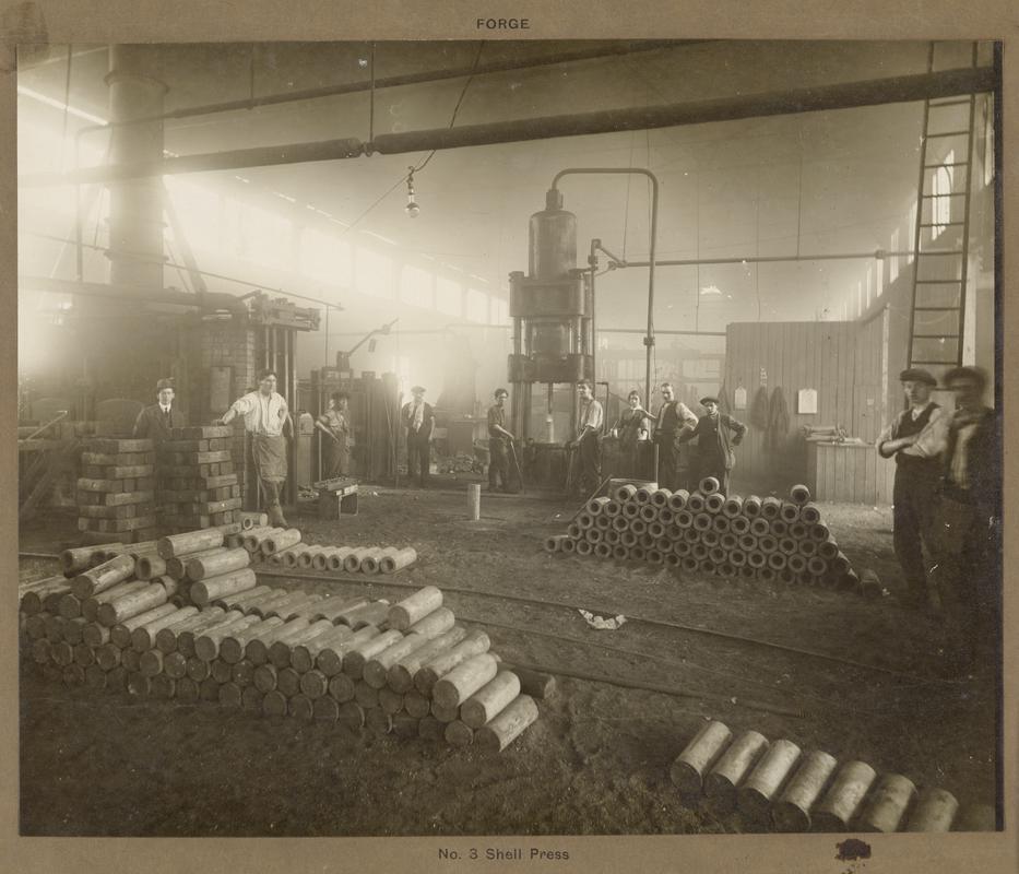 Newport Tube Works during First World War.