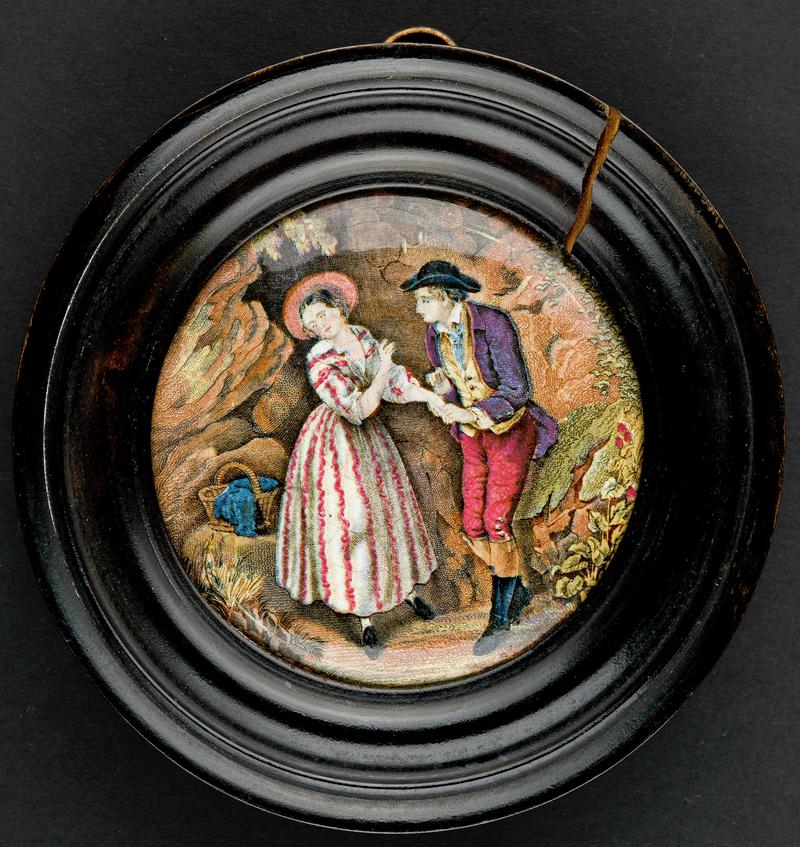 Circular pot lid with country scene and courting couple