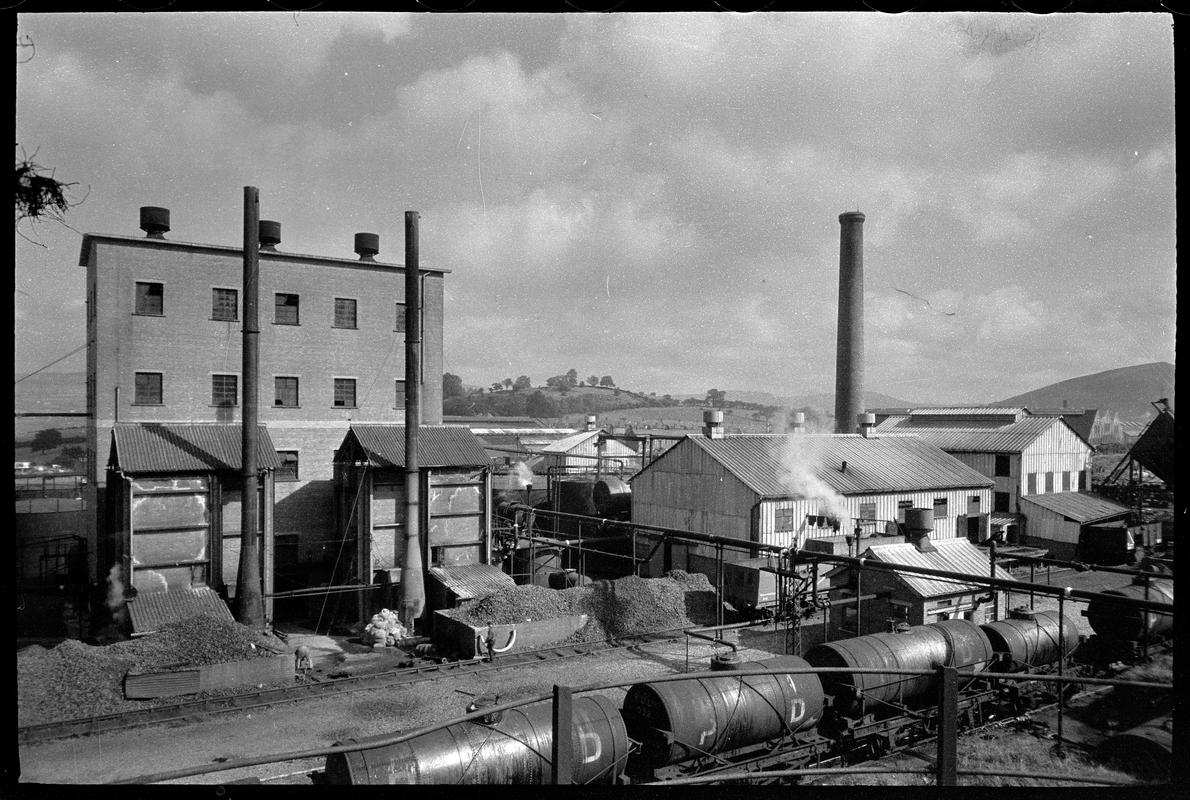 Caerphilly tar plant, negative