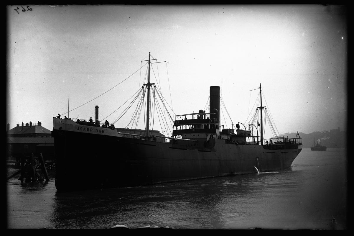 Bow view of S.S. USKBRIDGE at Cardiff docks, c.1936.