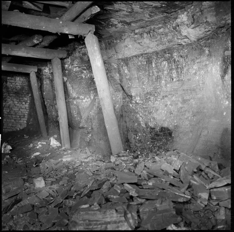 Black and white film negative of a photograph showing an underground view, Celynen South, Colliery 18 July 1976.  'South Celynen 18/7/1976' is transcribed from original negative bag.