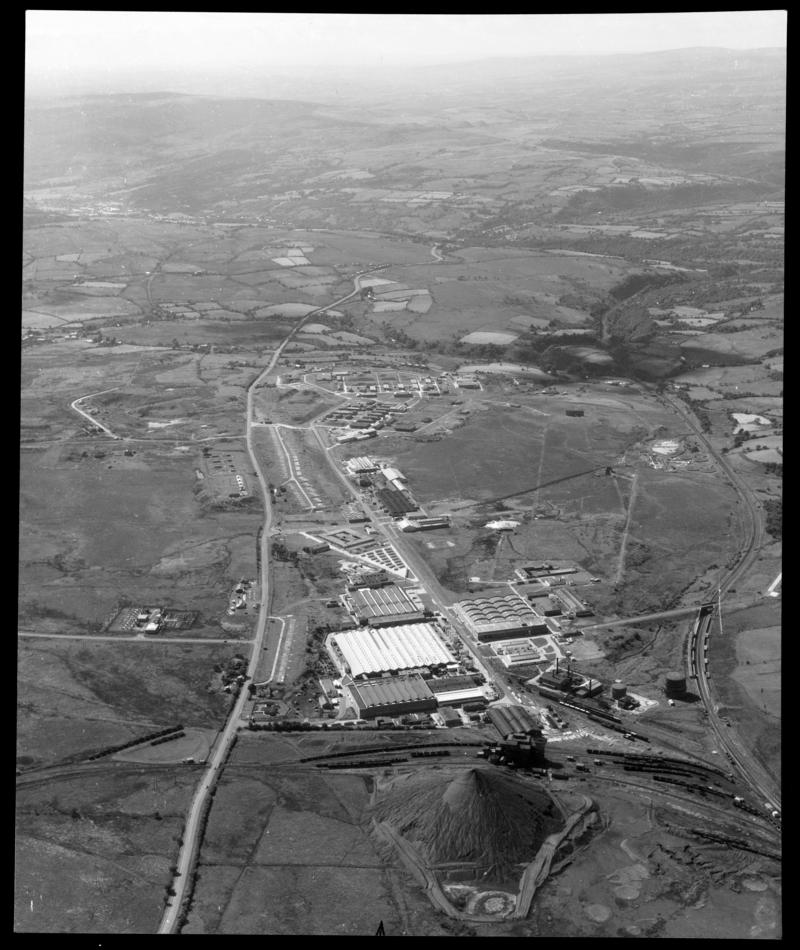 Hirwaun, film negative