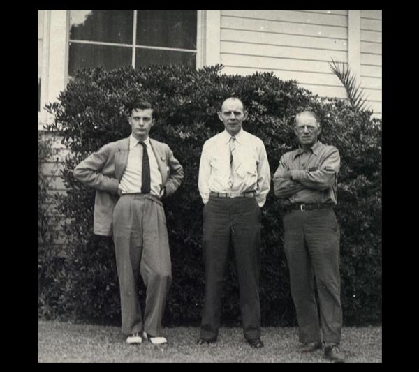 Y casglwyr Robert Tucker Abbott, Bill Clench ac Emery Chace - San Pedro, 1940.