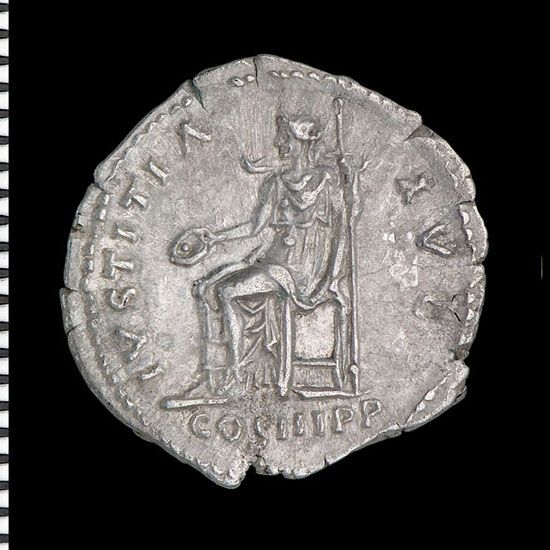 Iustitia ('cyfiawnder) [Hadrian]