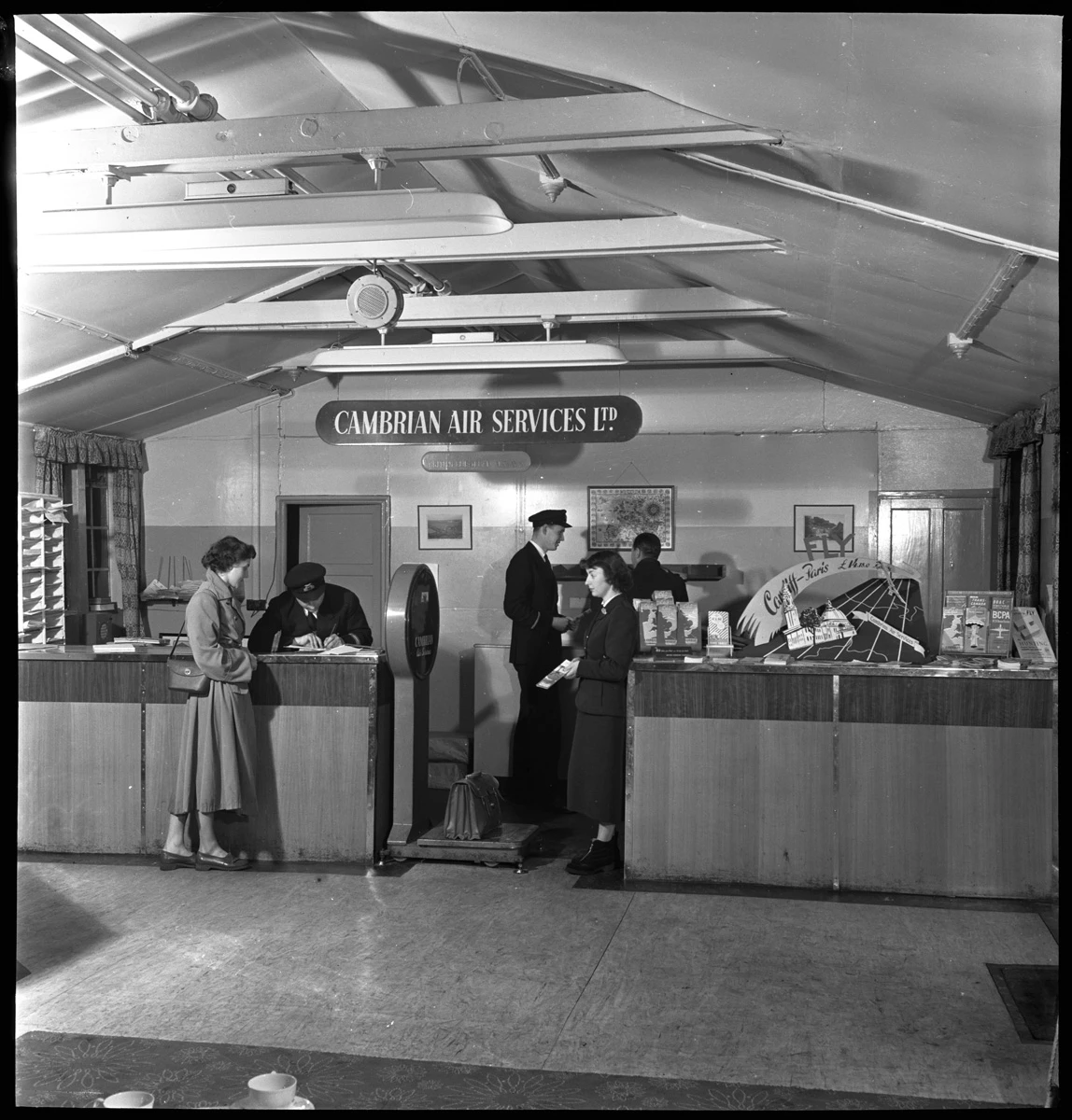 Cofrestru teithwyr Cambrian Air Services