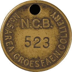 Tocyn lamp 523 o Glofa Groesfaen