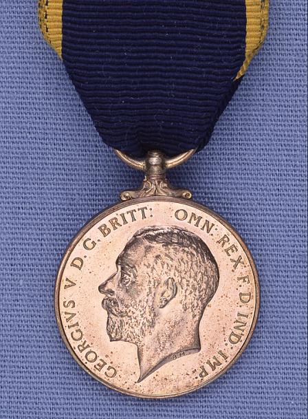 Medal Edward, Diwydiant, Ail Ddosbarth (efydd) James Dally, wyneb.