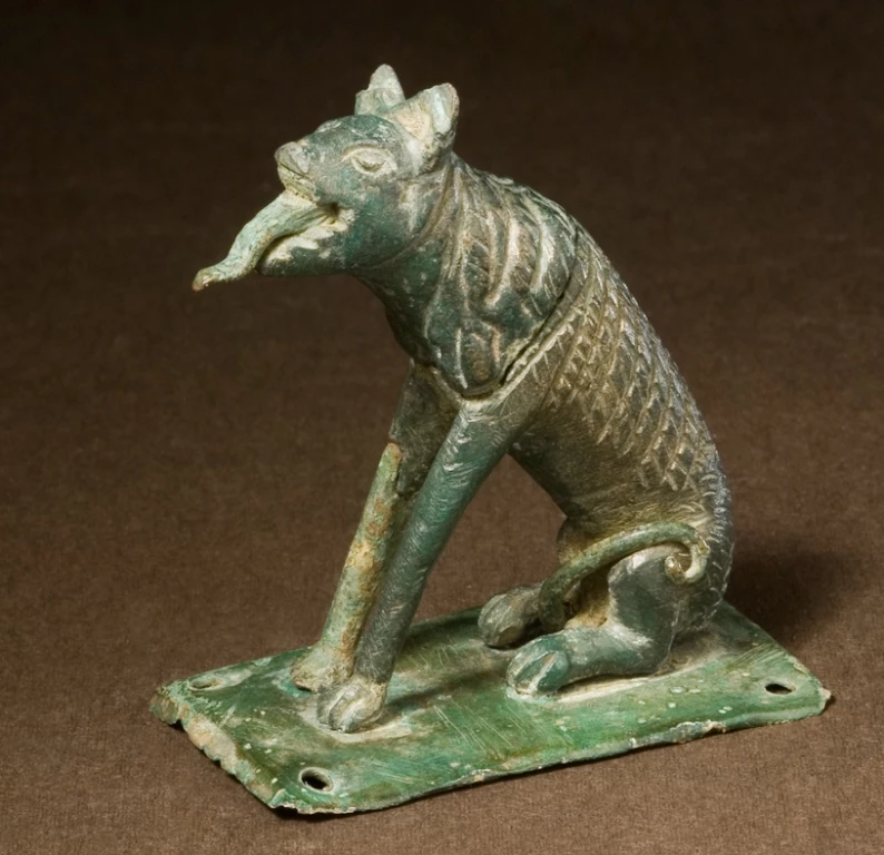 Cerflun bach manwl o gi