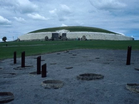 Newgrange, Co. Meath (Iwerddon)