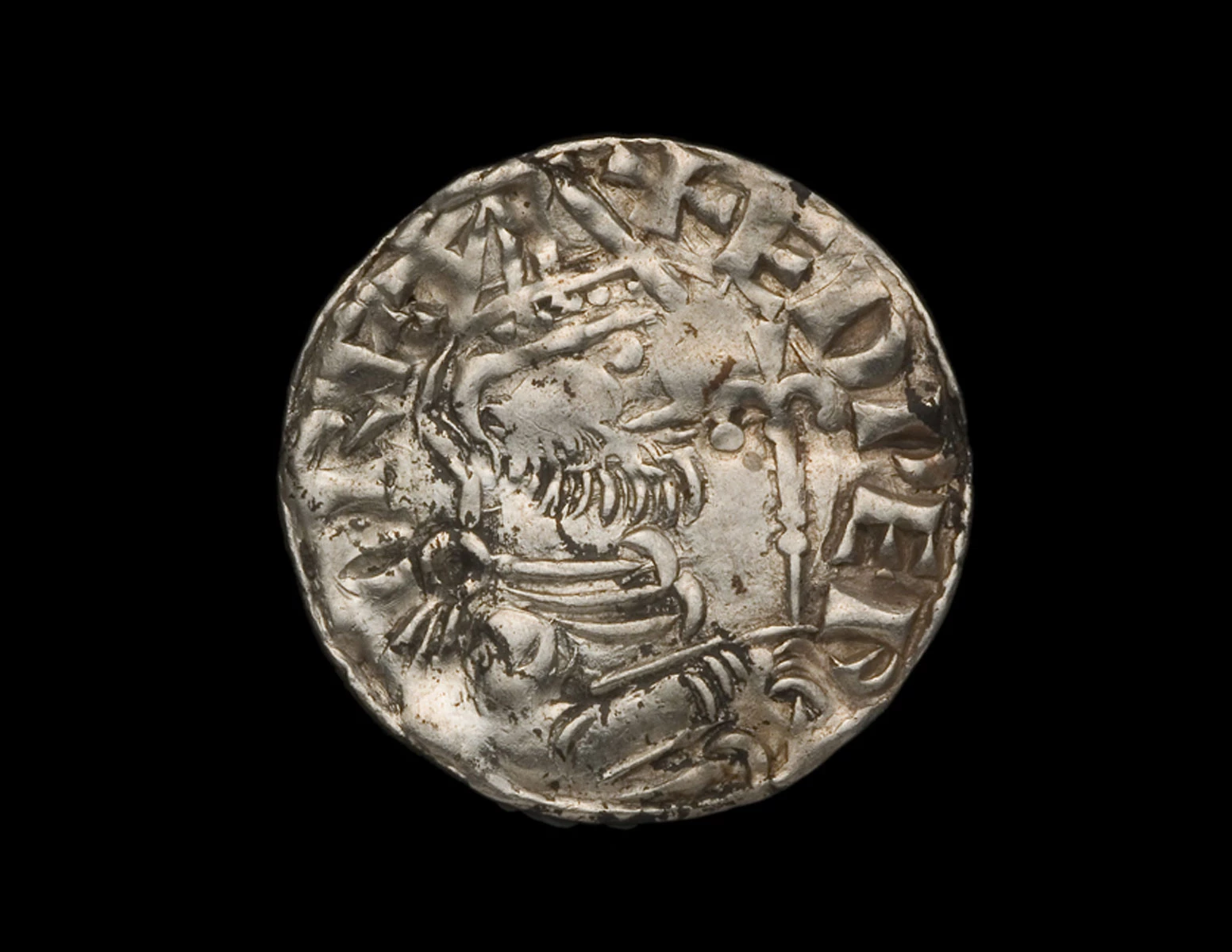 Edward, 'Pointed Helmet'; Llundain, Eadred