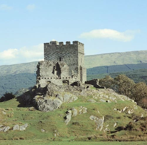 Castell Dolwyddelan. © Cadw, Llywodraeth Cynulliad Cymru (Hawlfraint y Goron)