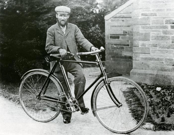 Thomas Daniels a'i feic