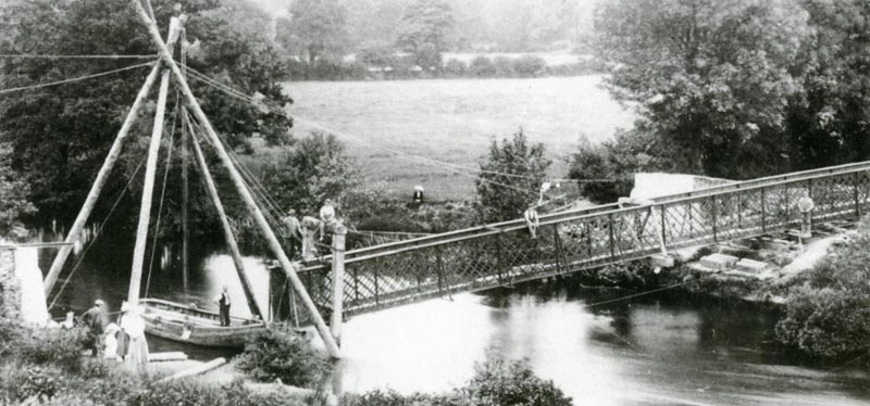 Pompren newydd yn Aber-cuch, 1908