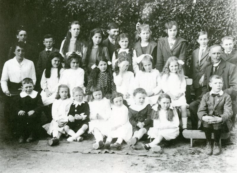 Dosbarth Ysgol Sul yng Nghapel Llwyn Adda, Llechryd