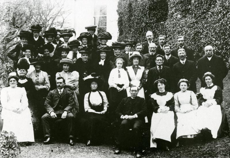 staff stad Coedmor yn 1909